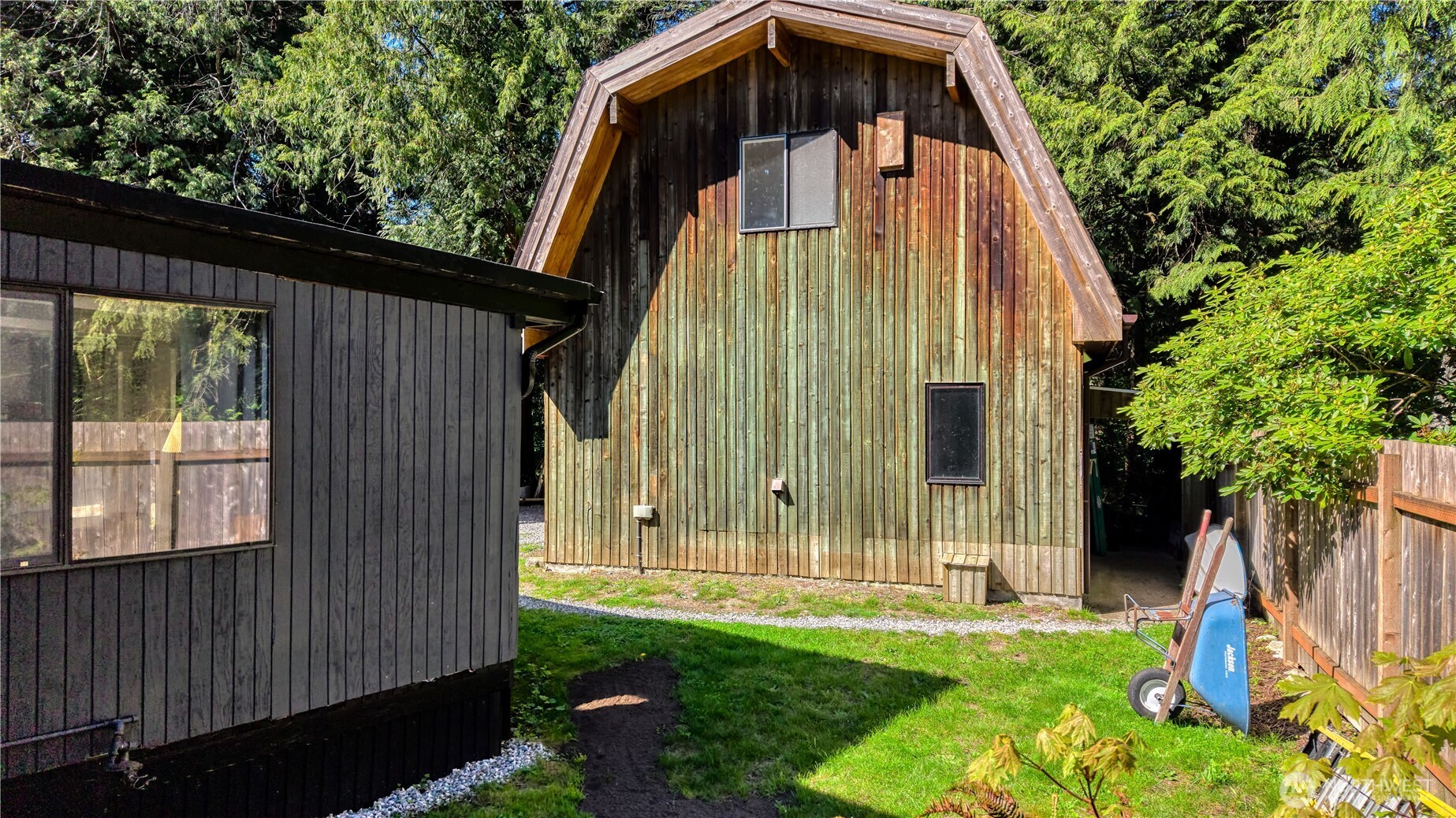 2240 Cedar Point Avenue Point Roberts, WA 98281 - Photo 27 of 36