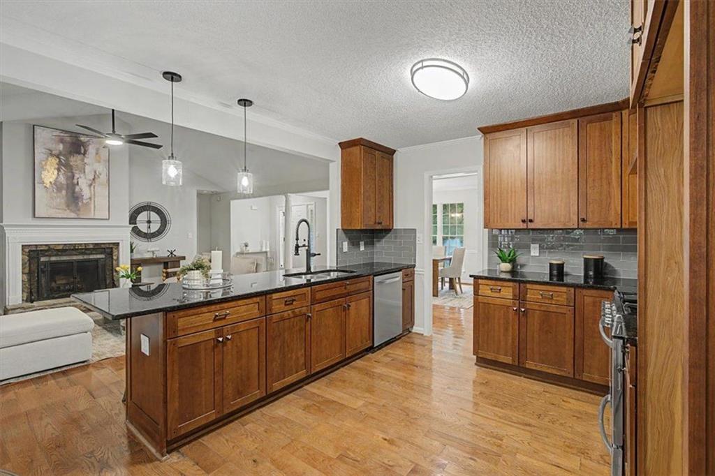 590 South Alexander Creek Road Newnan, GA 30263 - Photo 12 of 52 Gallery Image 12