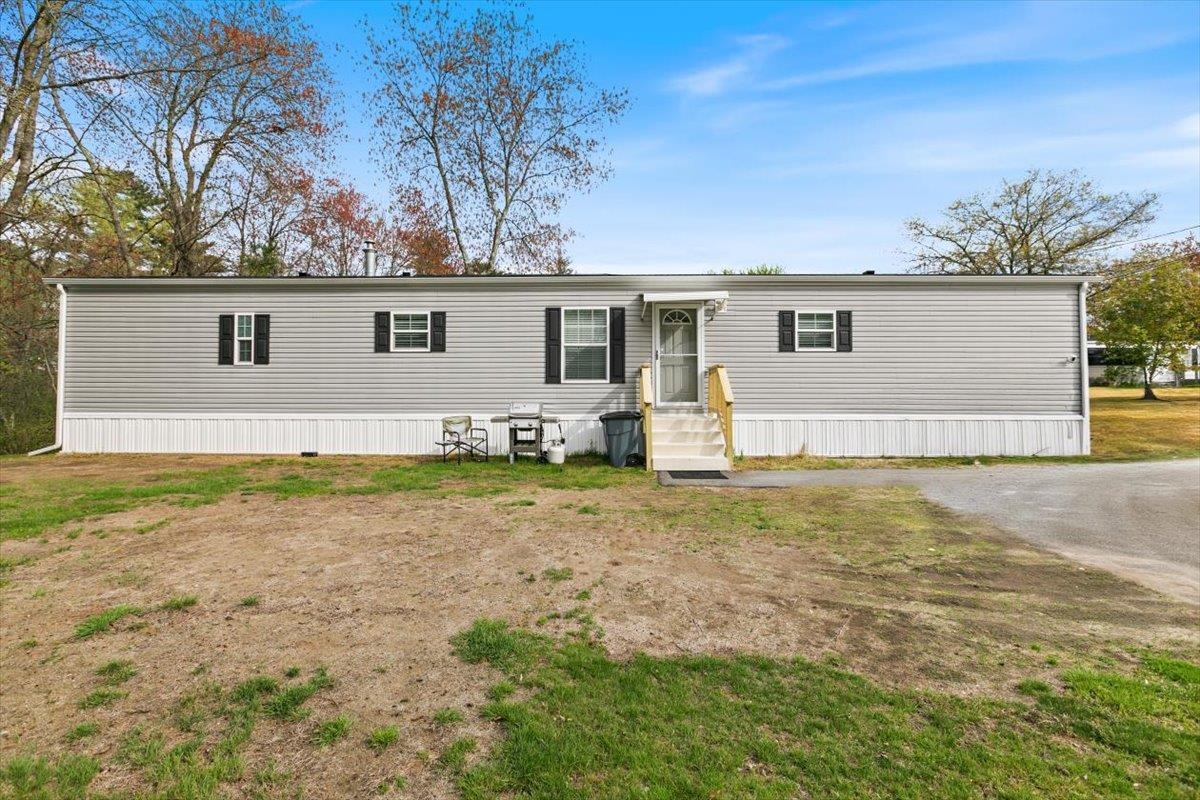 30 Kendall Pond Road, Unit 90 Derry, NH 03038 - Photo 2 of 25