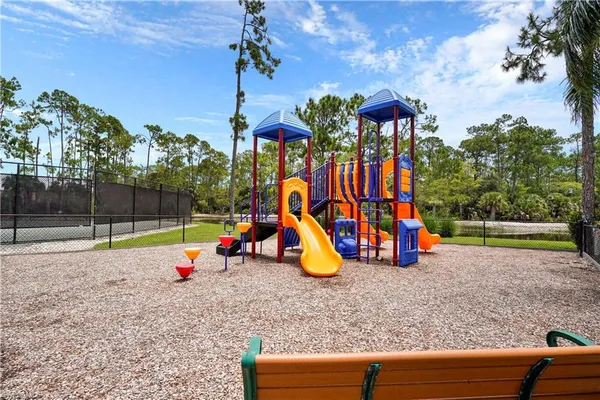 $4,500 | 6522 Waverly Green Way, Naples, FL 34110