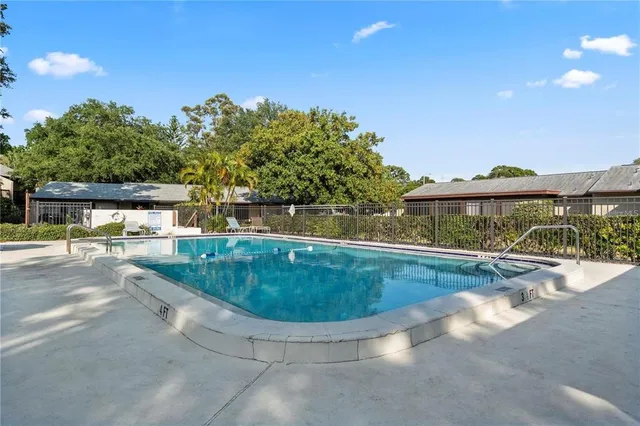 $109,000 | 4215 East Bay Drive, Unit 1702B, Clearwater, FL 33764