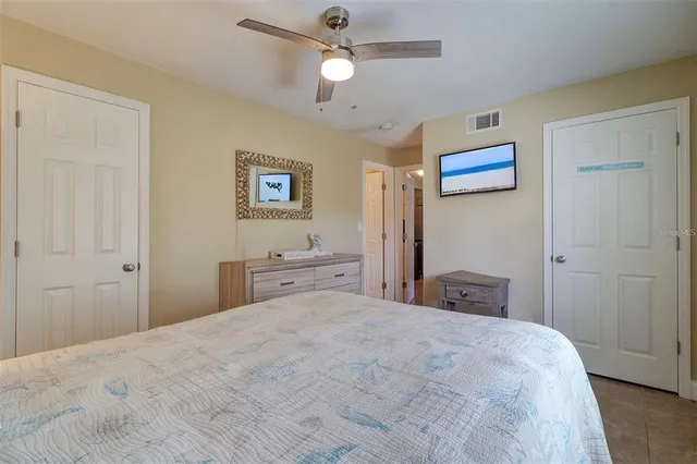 $109,000 | 4215 East Bay Drive, Unit 1702B, Clearwater, FL 33764