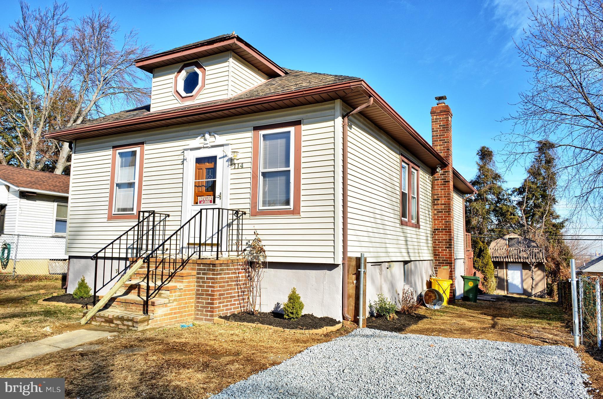 114 West Hilltop Road Baltimore, MD 21225 - Photo 2 of 17 Exterior (Front)