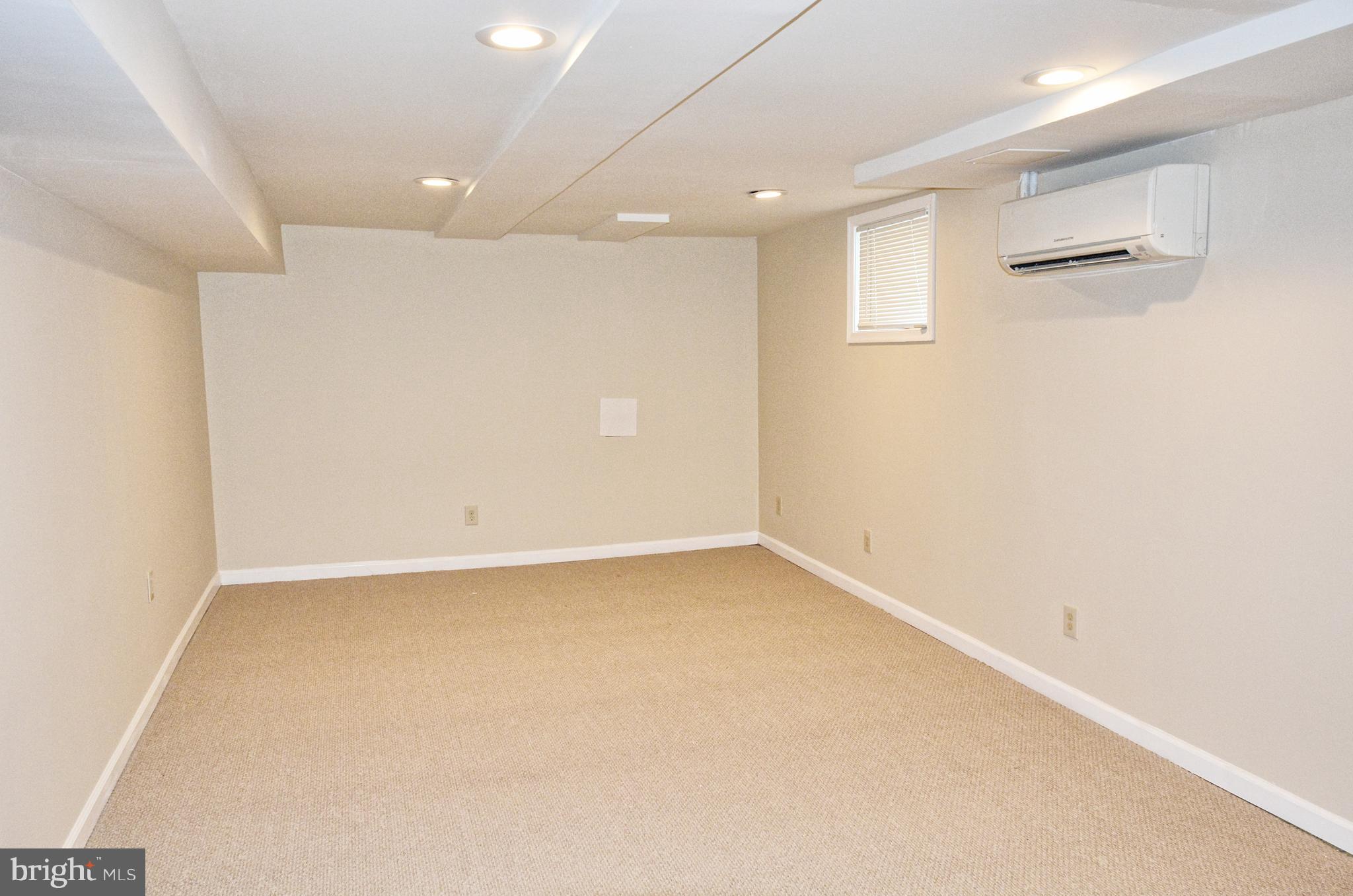 114 West Hilltop Road Baltimore, MD 21225 - Photo 15 of 17 Basement
