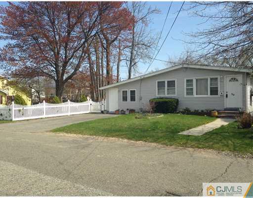 328 Raritan Boulevard Old Bridge, NJ 07735 - Photo 2 of 25 Gallery Image 2