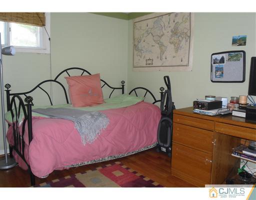 328 Raritan Boulevard Old Bridge, NJ 07735 - Photo 15 of 25 Gallery Image 15