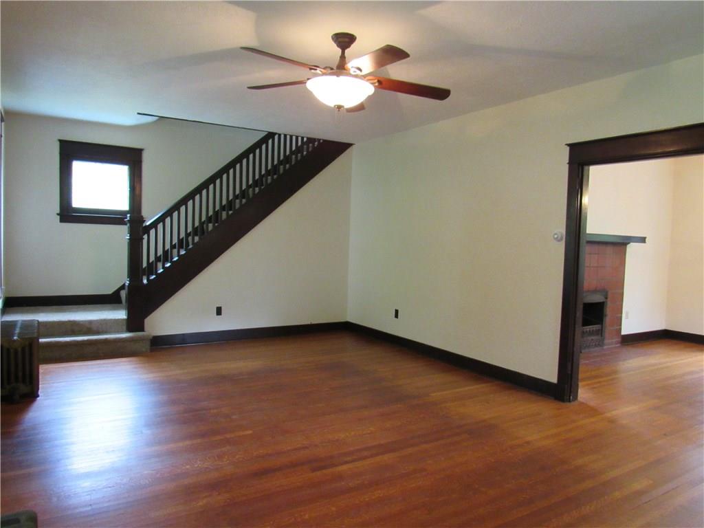 128 Elmore Road Pittsburgh, PA 15221 - Photo 3 of 22 Gallery Image 3
