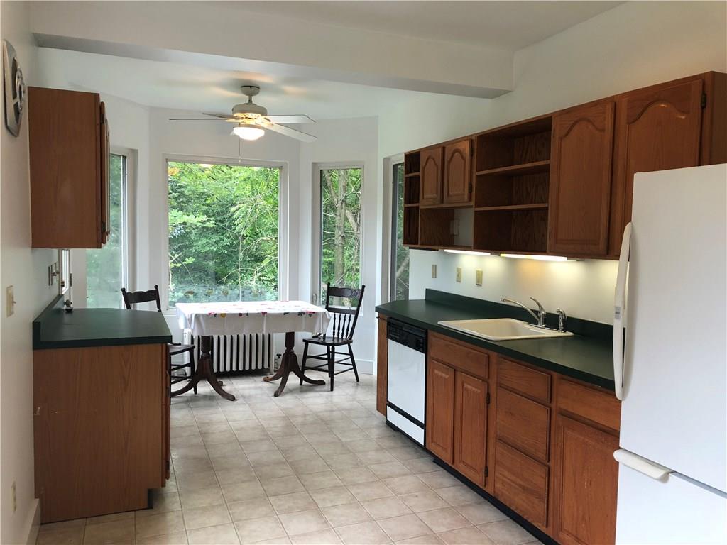 128 Elmore Road Pittsburgh, PA 15221 - Photo 8 of 22 Gallery Image 8