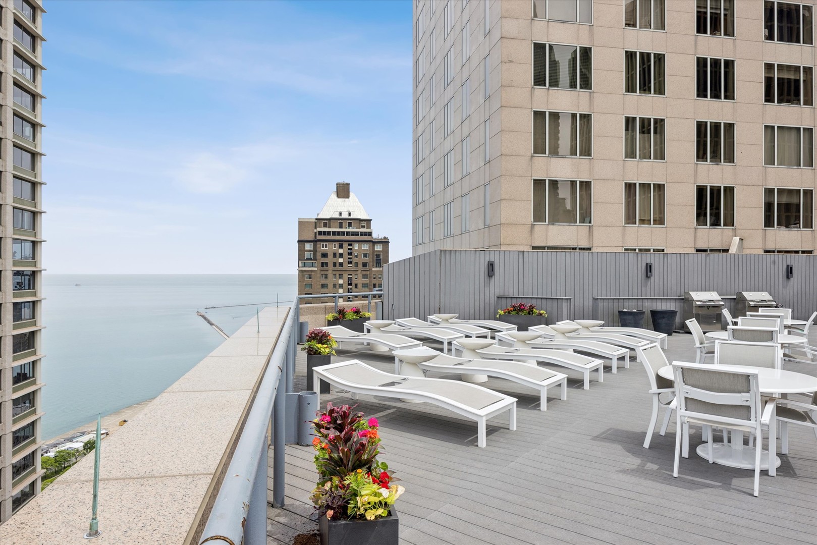 950 North Michigan Avenue, Unit 4202 Chicago, IL 60611 - Photo 33 of 33