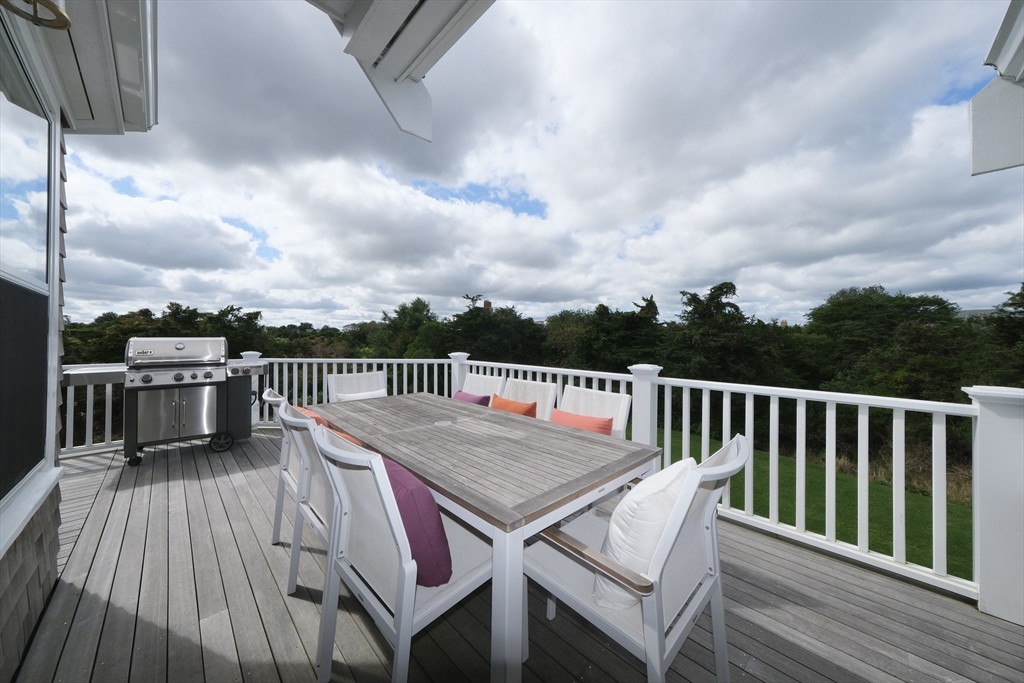 63 Monomoy Road Nantucket, MA 02554 - Photo 30 of 35