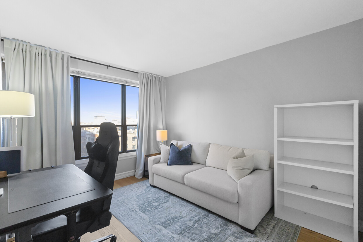 2930 North Sheridan Road, Unit 706 Chicago, IL 60657 - Photo 12 of 16