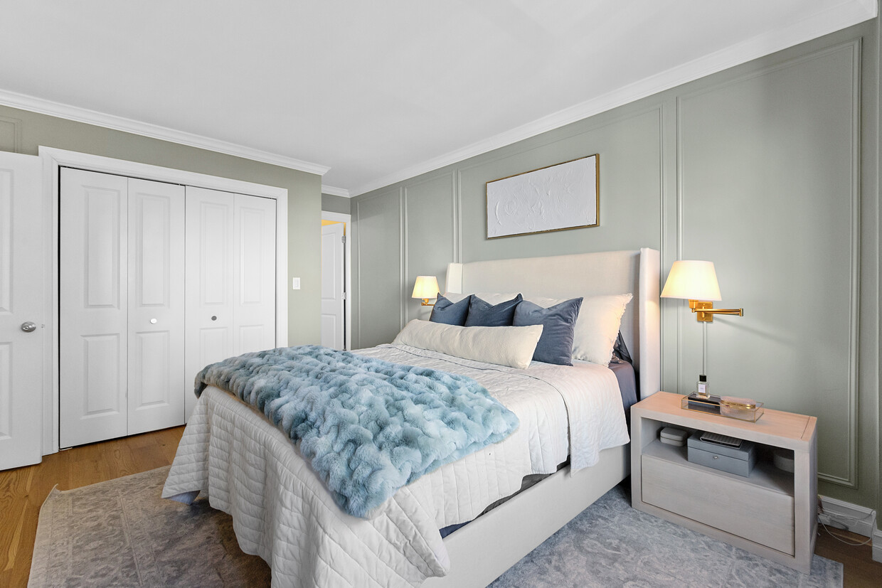 2930 North Sheridan Road, Unit 706 Chicago, IL 60657 - Photo 10 of 16