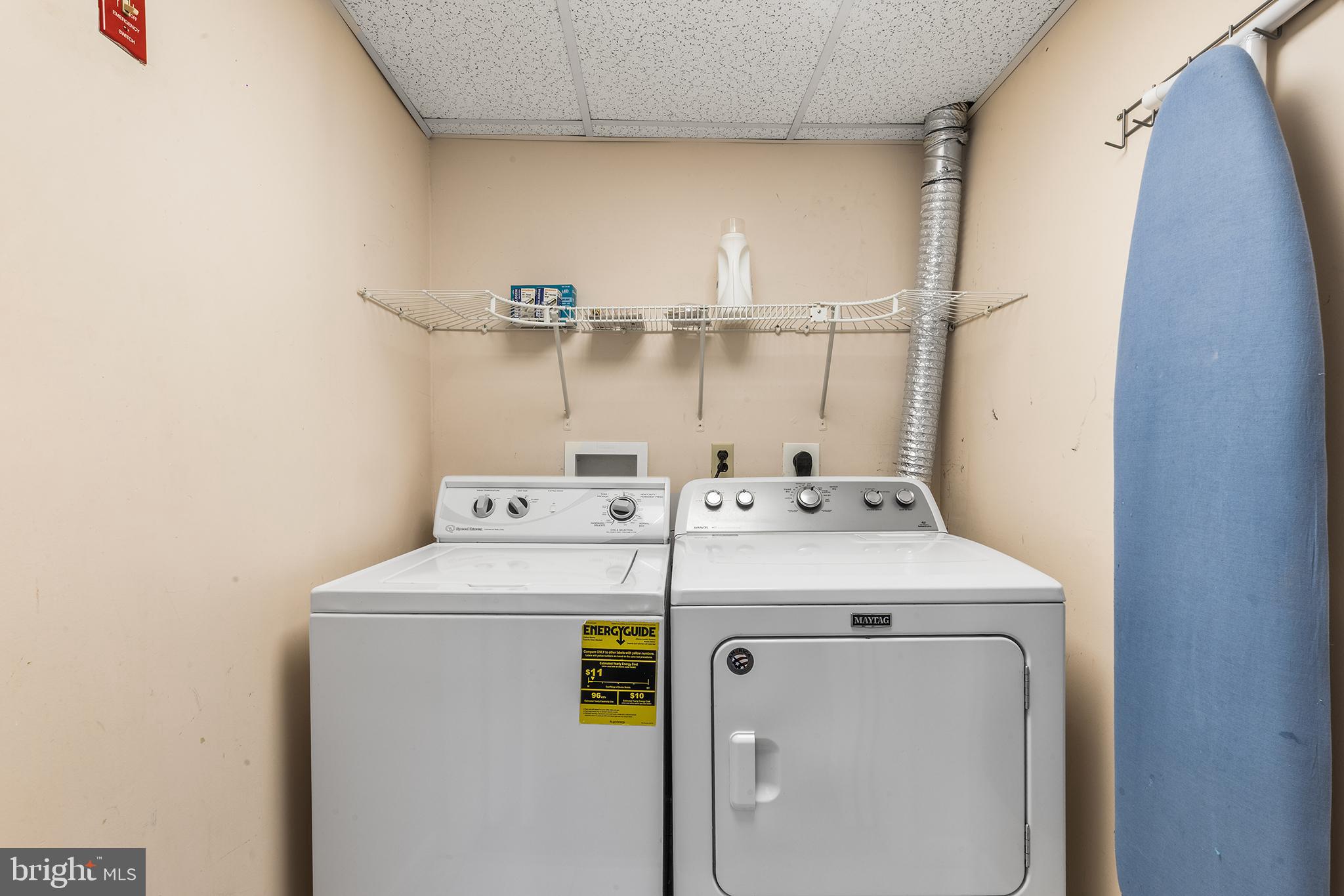 2747 Springhill Road Secane, PA 19018 - Photo 13 of 40 Laundry room