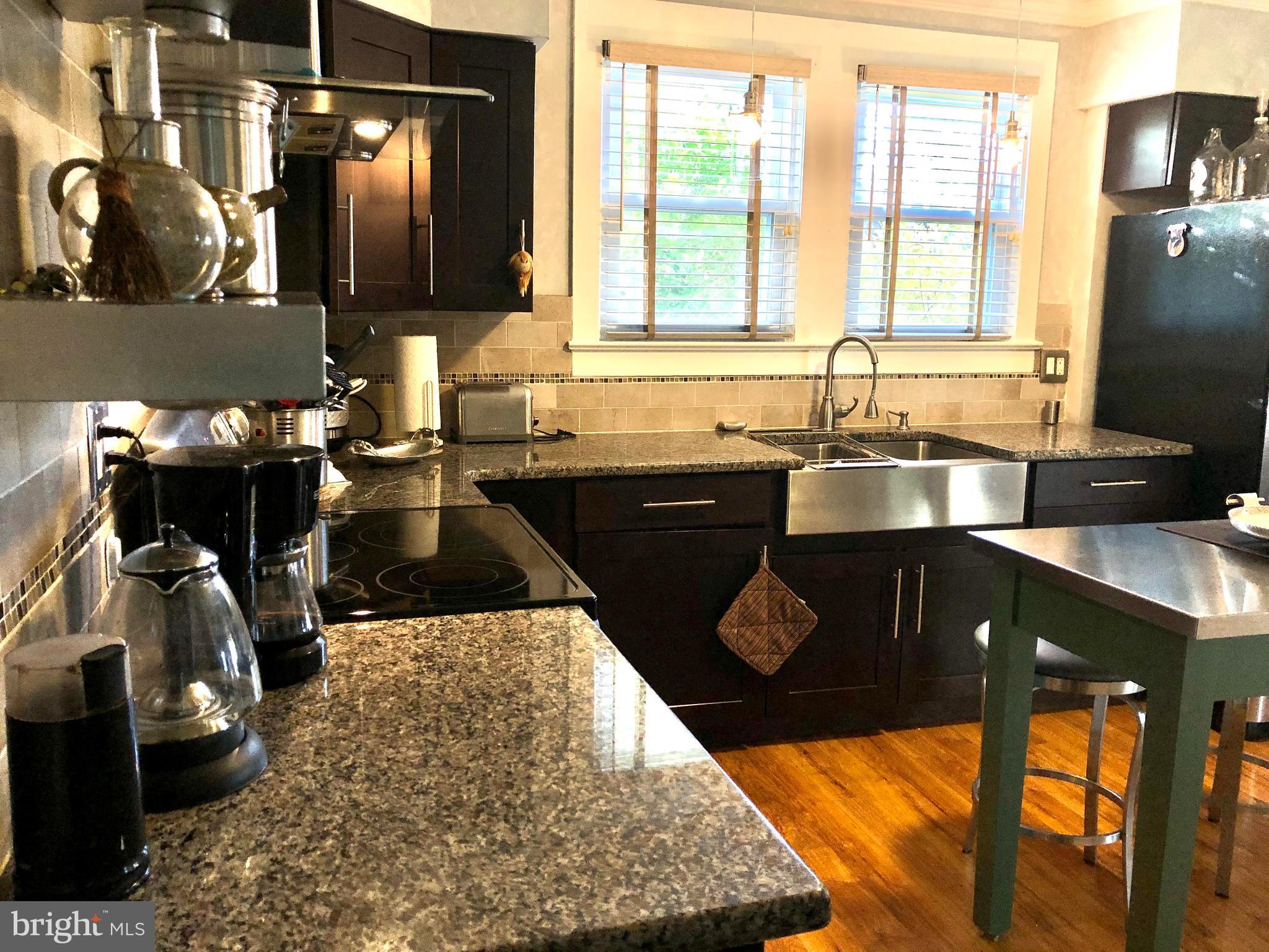 16 Station Road Leesburg, NJ 08327 - Photo 5 of 23 Countertop view.
