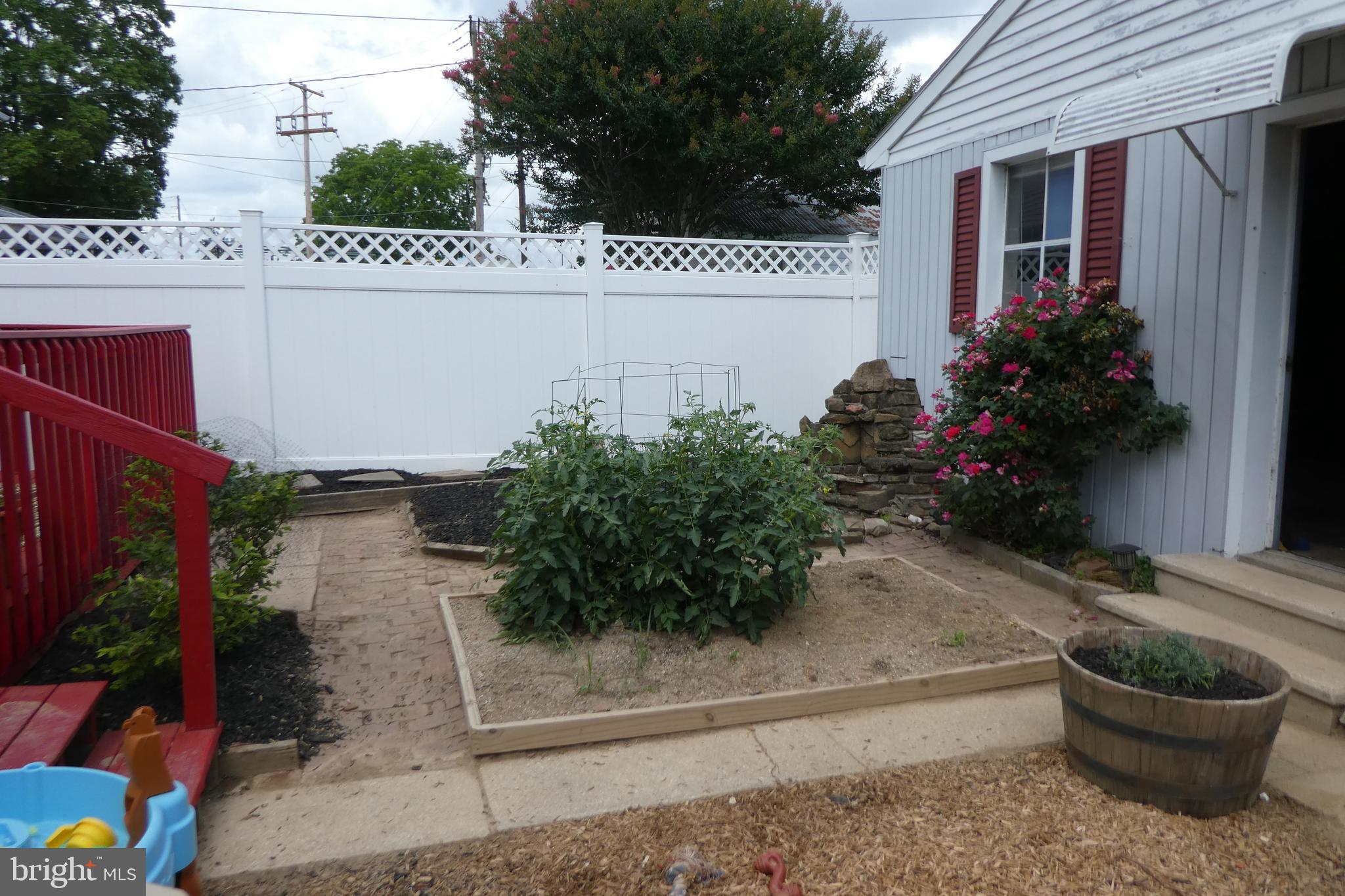 104 Philadelphia Street Hanover, PA 17331 - Photo 48 of 51 Gallery Image 48