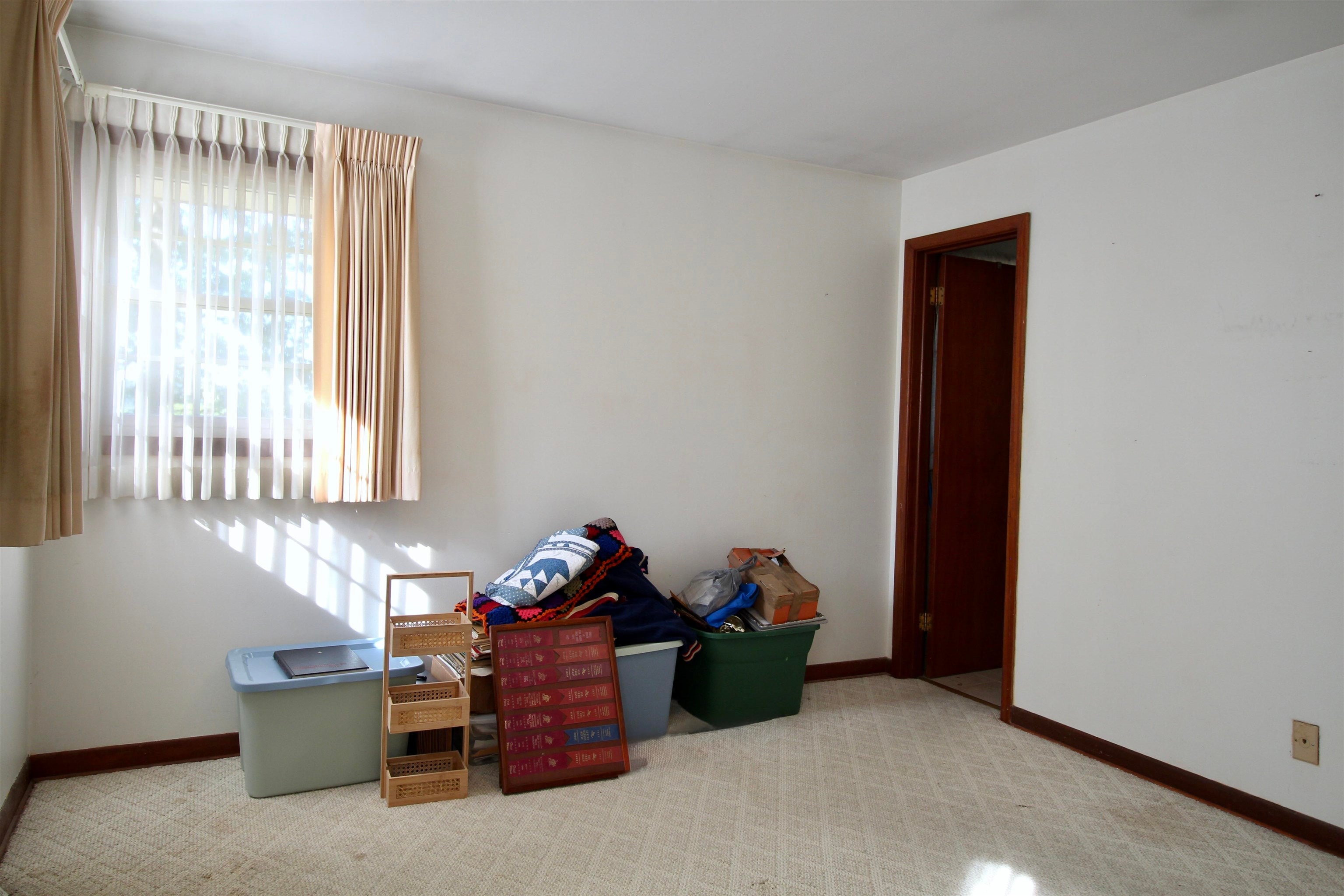 148 South Edgemont Road Huntington, WV 25701 - Photo 15 of 24 Gallery Image 15