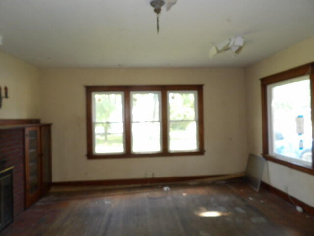 709 South Main Street Three Rivers, MI 49093 - Photo 2 of 15 100_0047