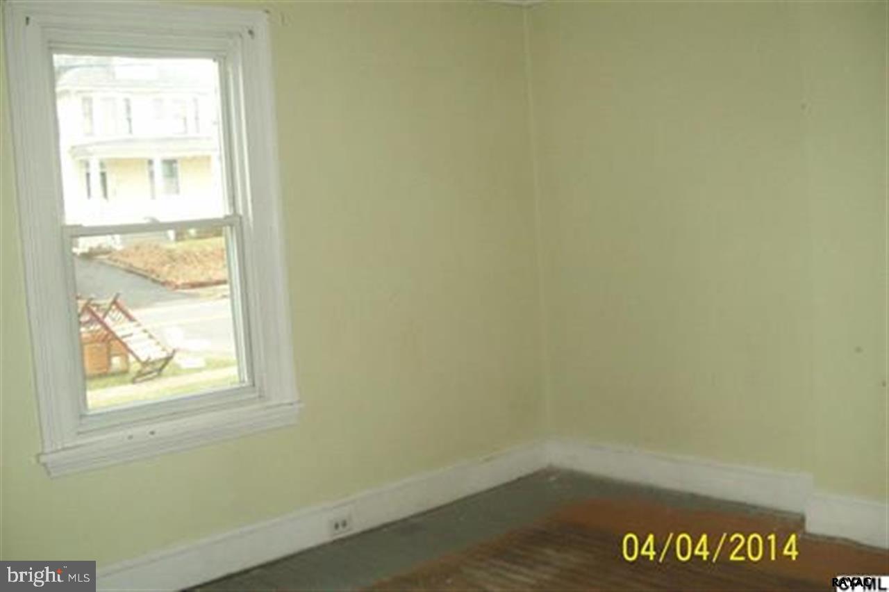 122 East Columbia Road Enola, PA 17025 - Photo 14 of 25 Gallery Image 14