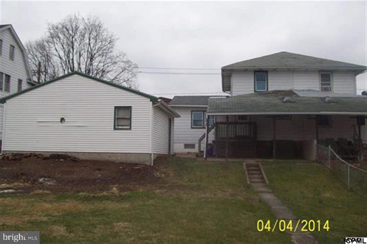 122 East Columbia Road Enola, PA 17025 - Photo 3 of 25 Gallery Image 3