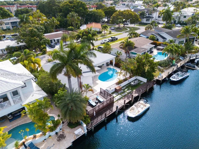 $1,745,000 | 4841 Northeast 29th Avenue, Lighthouse Point, FL 33064