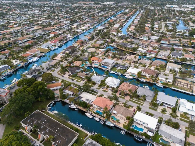 $1,745,000 | 4841 Northeast 29th Avenue, Lighthouse Point, FL 33064