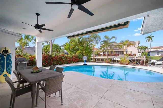 $1,745,000 | 4841 Northeast 29th Avenue, Lighthouse Point, FL 33064