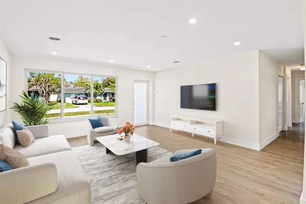 $710,000 | 1104 Southeast 7th Street, Deerfield Beach, FL 33441