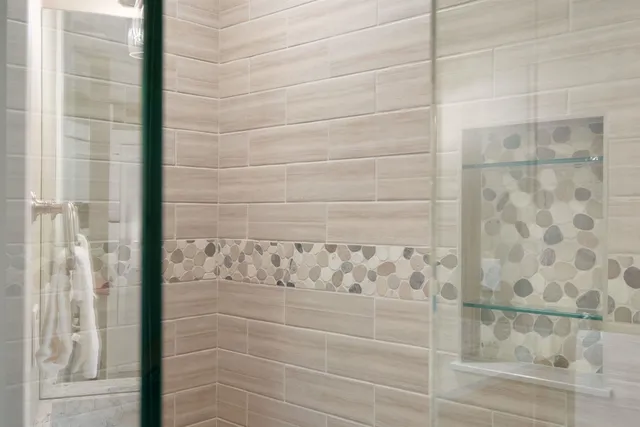 $2,350,000 | 22 Ginger Gold Way, Gilford, NH 03249