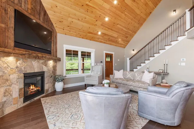 $2,350,000 | 22 Ginger Gold Way, Gilford, NH 03249