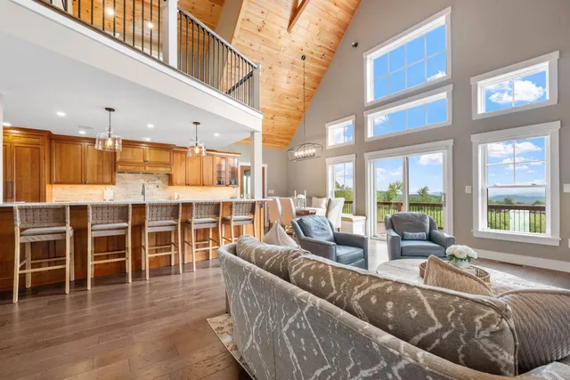 $2,350,000 | 22 Ginger Gold Way, Gilford, NH 03249