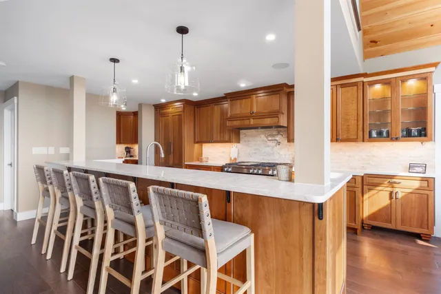 $2,350,000 | 22 Ginger Gold Way, Gilford, NH 03249