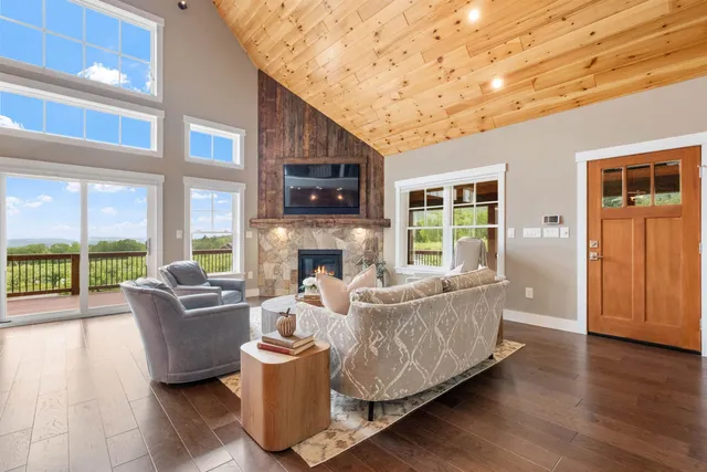 $2,350,000 | 22 Ginger Gold Way, Gilford, NH 03249