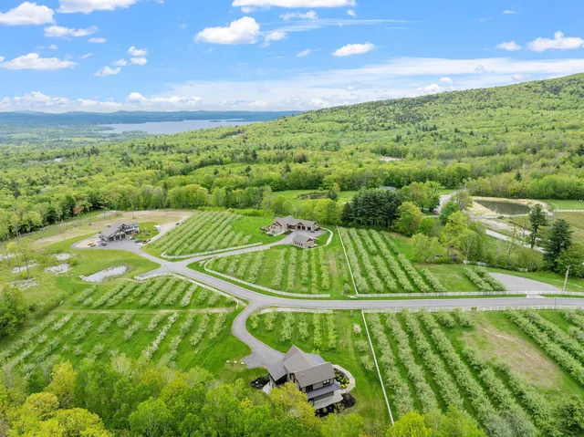 $2,350,000 | 22 Ginger Gold Way, Gilford, NH 03249