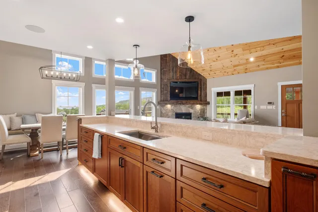 $2,350,000 | 22 Ginger Gold Way, Gilford, NH 03249