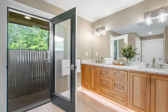 $2,350,000 | 22 Ginger Gold Way, Gilford, NH 03249