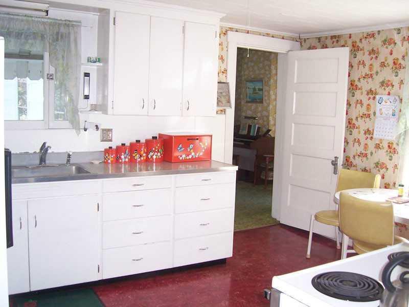 877 Main Road Carmel, ME 04419 - Photo 4 of 35 Kitchen.