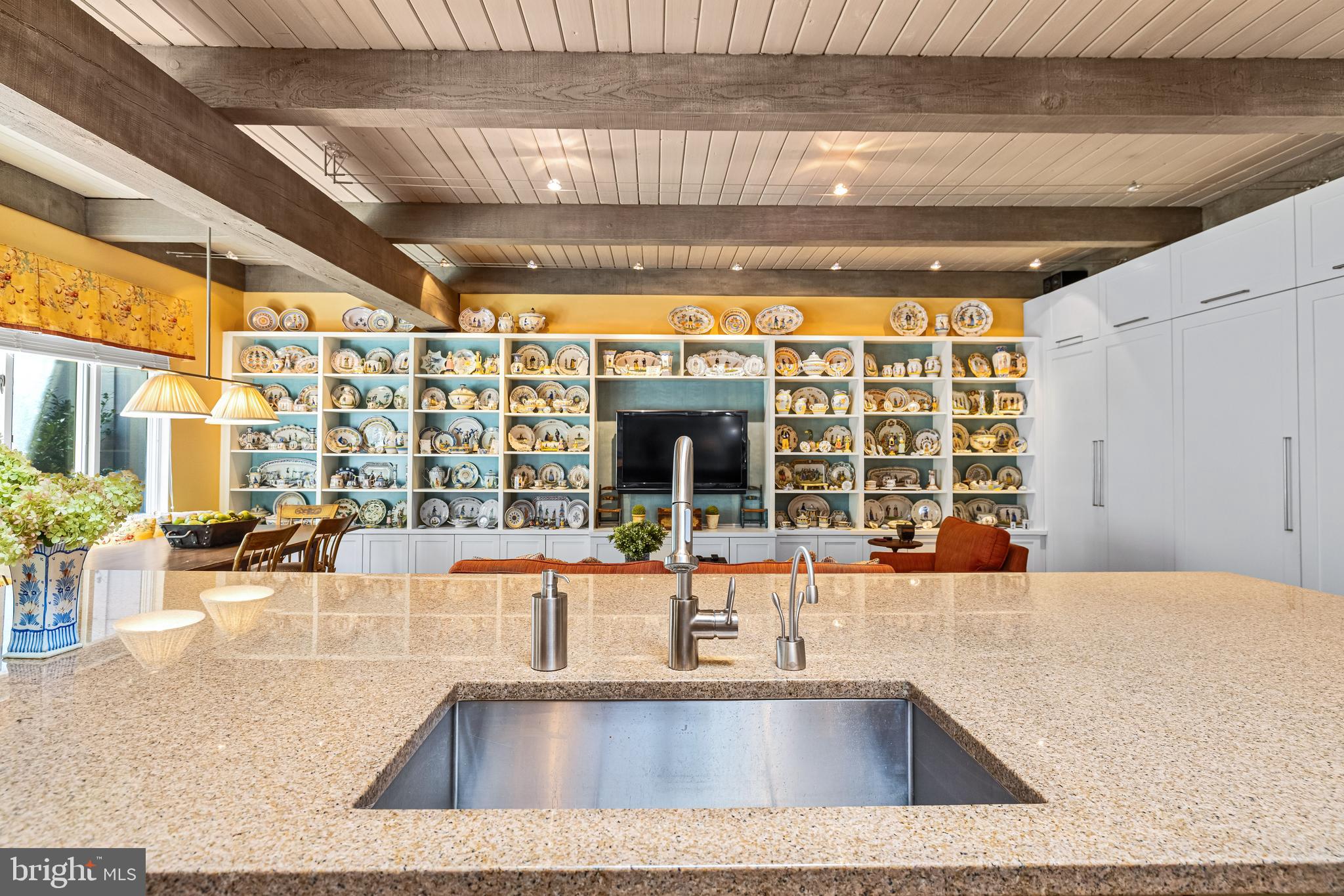 2413 Still Forest Road Baltimore, MD 21208 - Photo 22 of 78 Kitchen