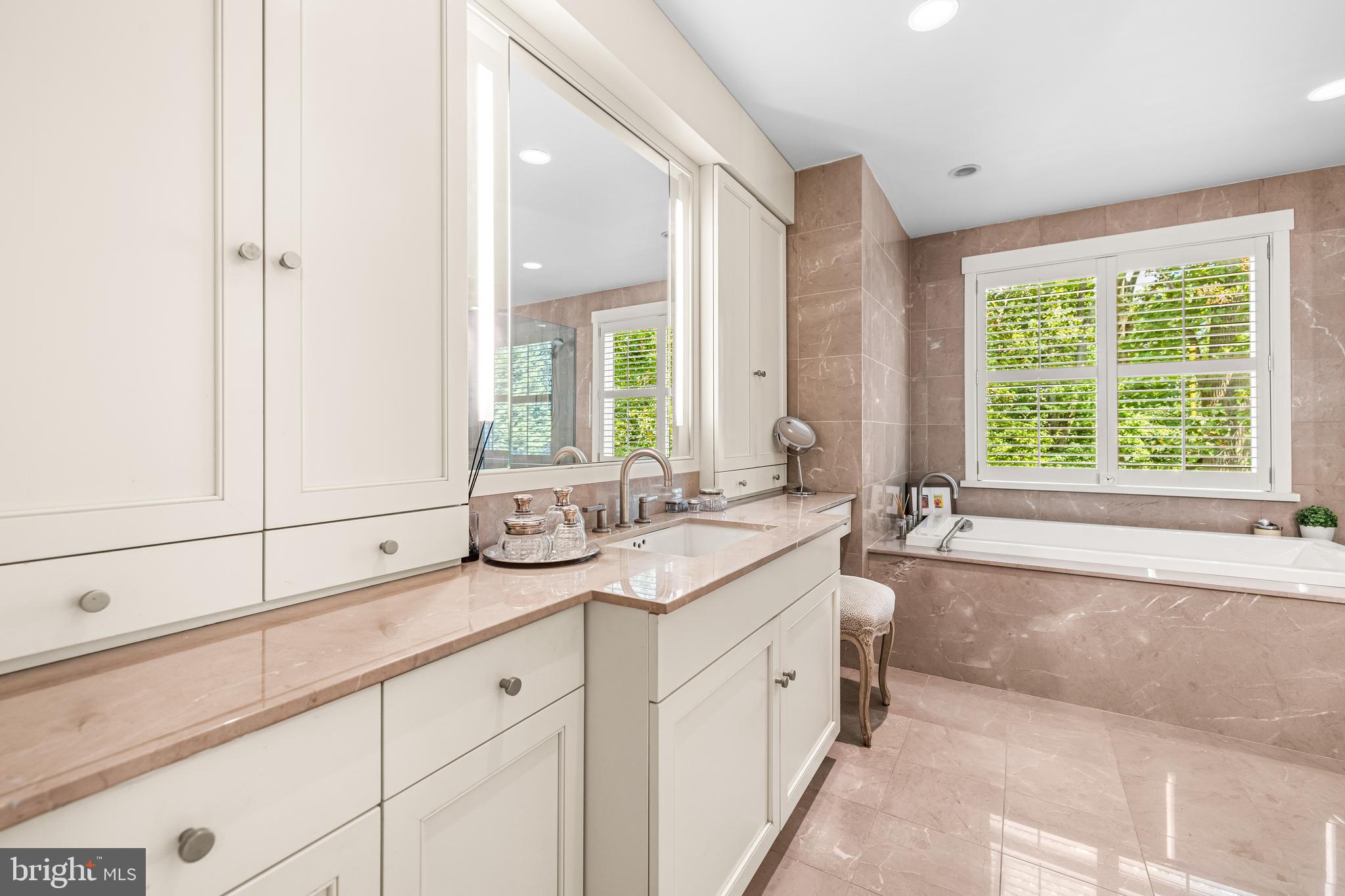 2413 Still Forest Road Baltimore, MD 21208 - Photo 45 of 78 Primary Bath