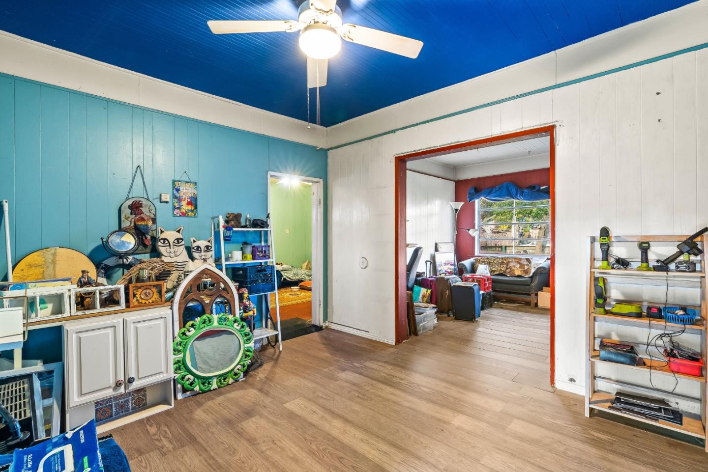 1430 Merrill Street Santa Cruz, CA 95062 - Photo 19 of 40 a view of a room with gym equipment