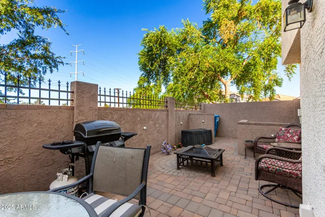 $367,000 | 2868 East Dunbar Drive, Phoenix, AZ 85042