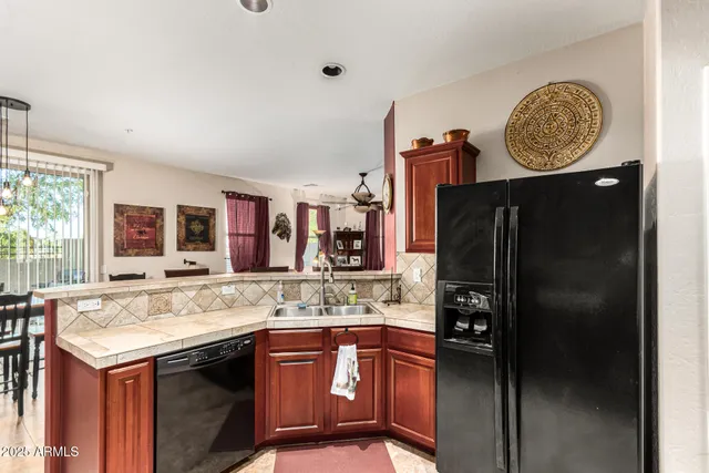 $367,000 | 2868 East Dunbar Drive, Phoenix, AZ 85042