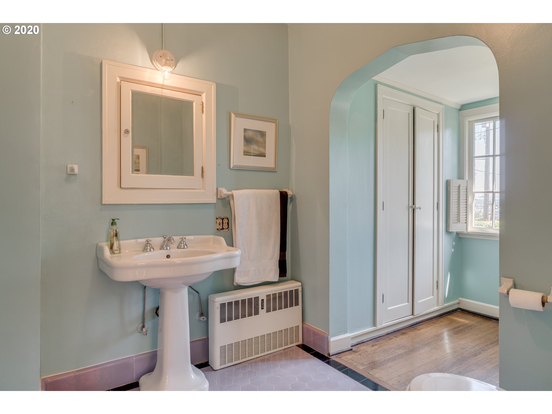 2630 Northwest Westover Road Portland, OR 97210 - Photo 17 of 32 Gallery Image 17