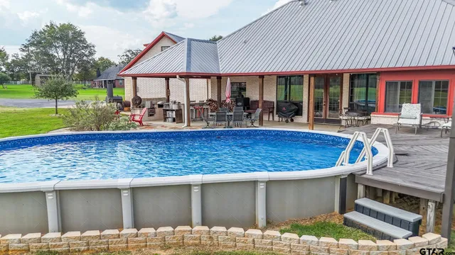 a outdoor space with lots of furniture