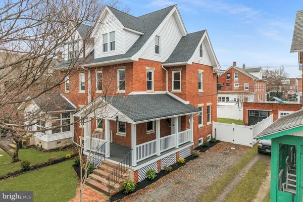 $4,000 | 12 6th Avenue, Roebling, NJ 08554