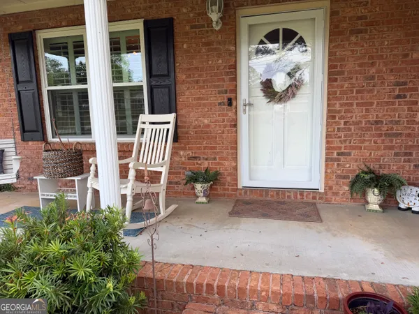 $330,000 | 848 Tanglewood Circle, Dublin, GA 31021