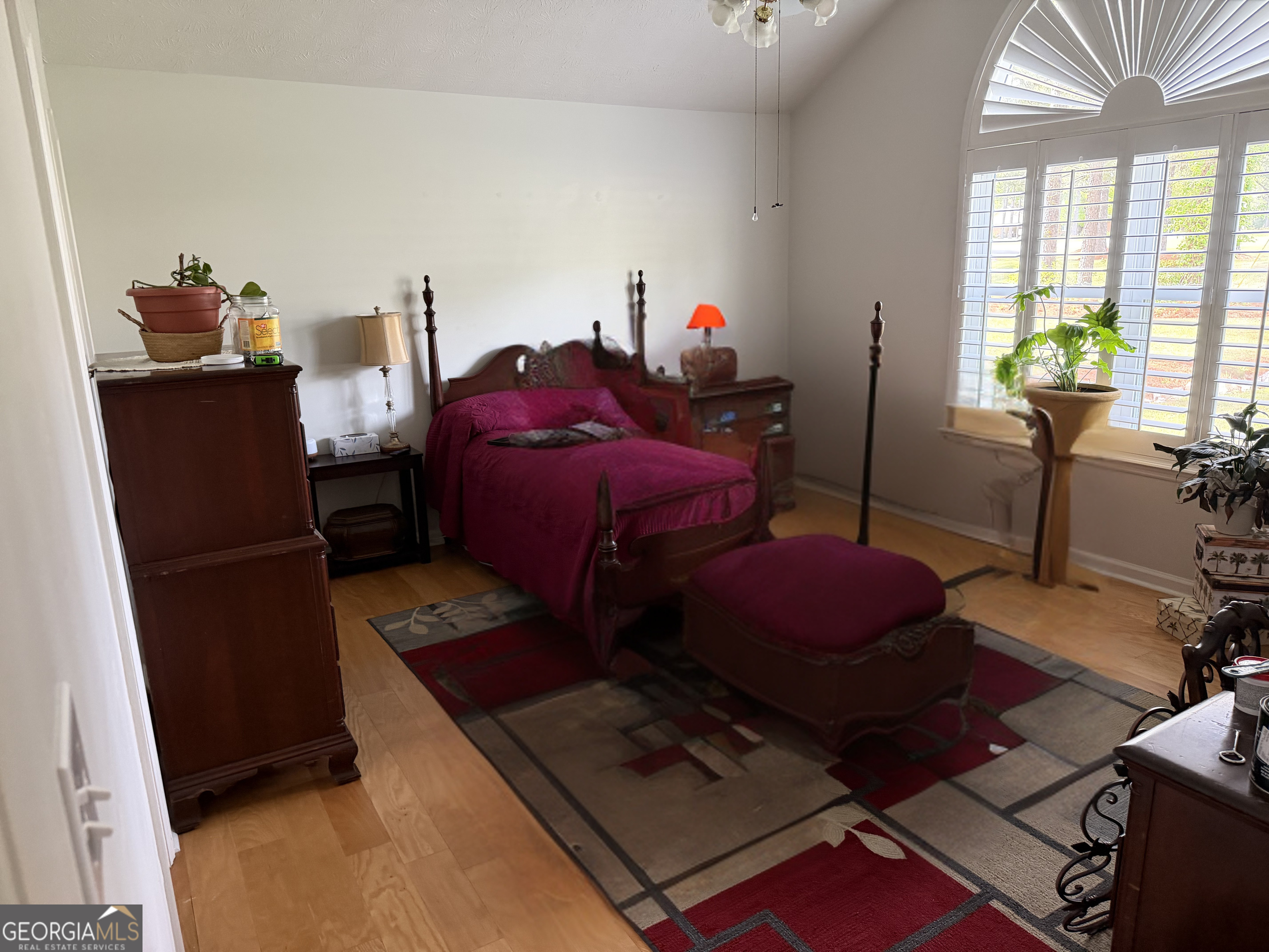 848 Tanglewood Circle Dublin, GA 31021 - Photo 5 of 21 a living room with furniture and a window
