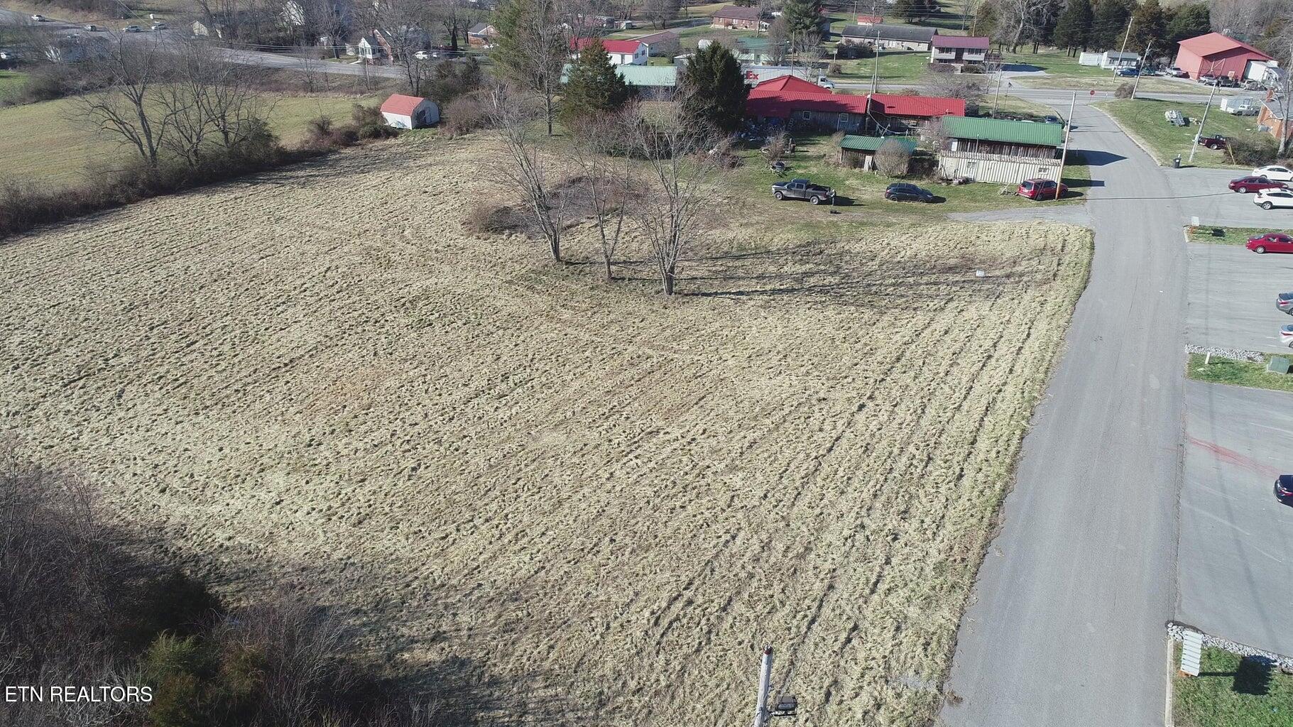 136 St George Lane Harrogate, TN 37752 - Photo 1 of 11 3
