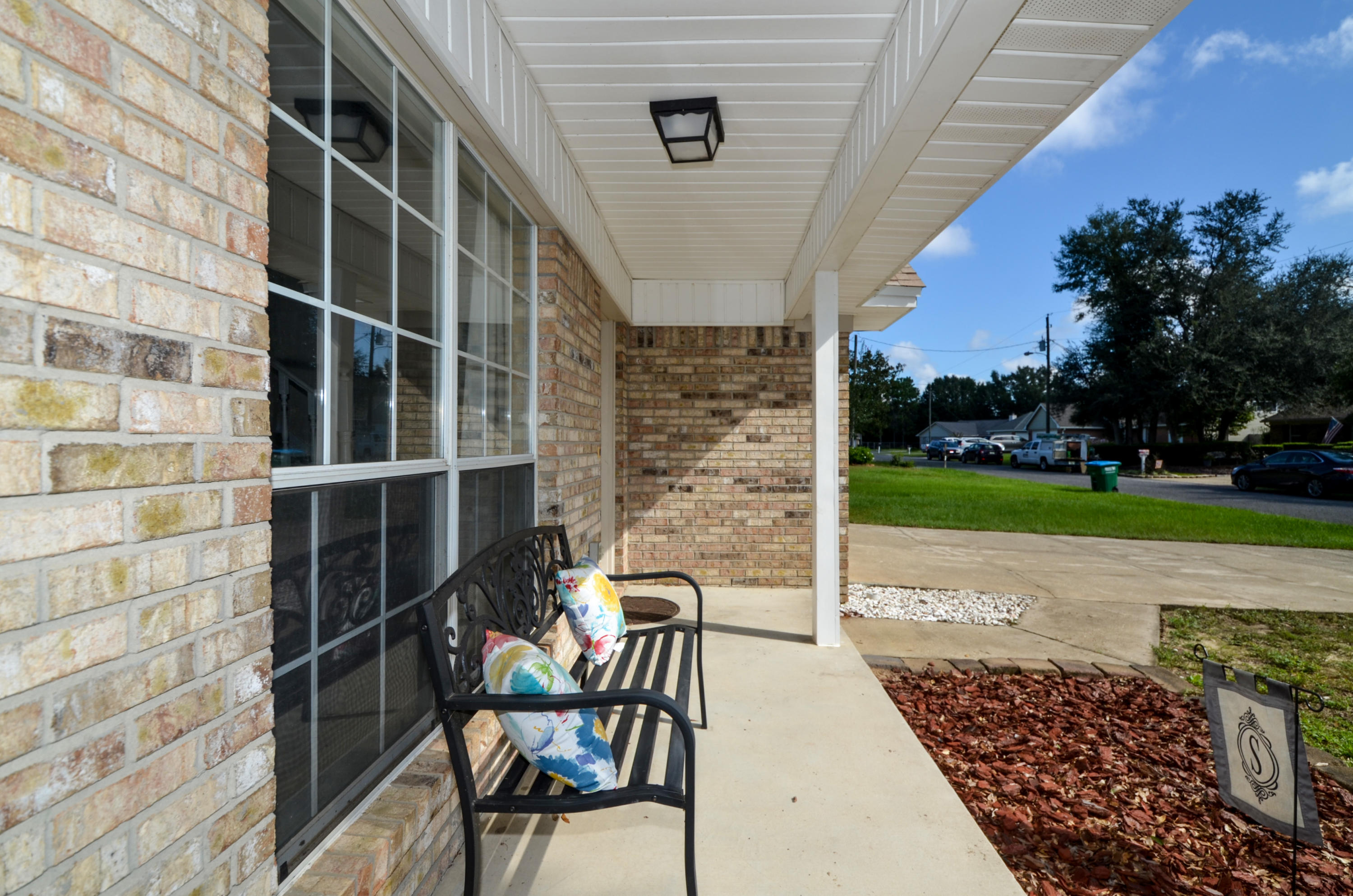 38 Regent Road Crestview, FL 32539 - Photo 6 of 33 Gallery Image 6