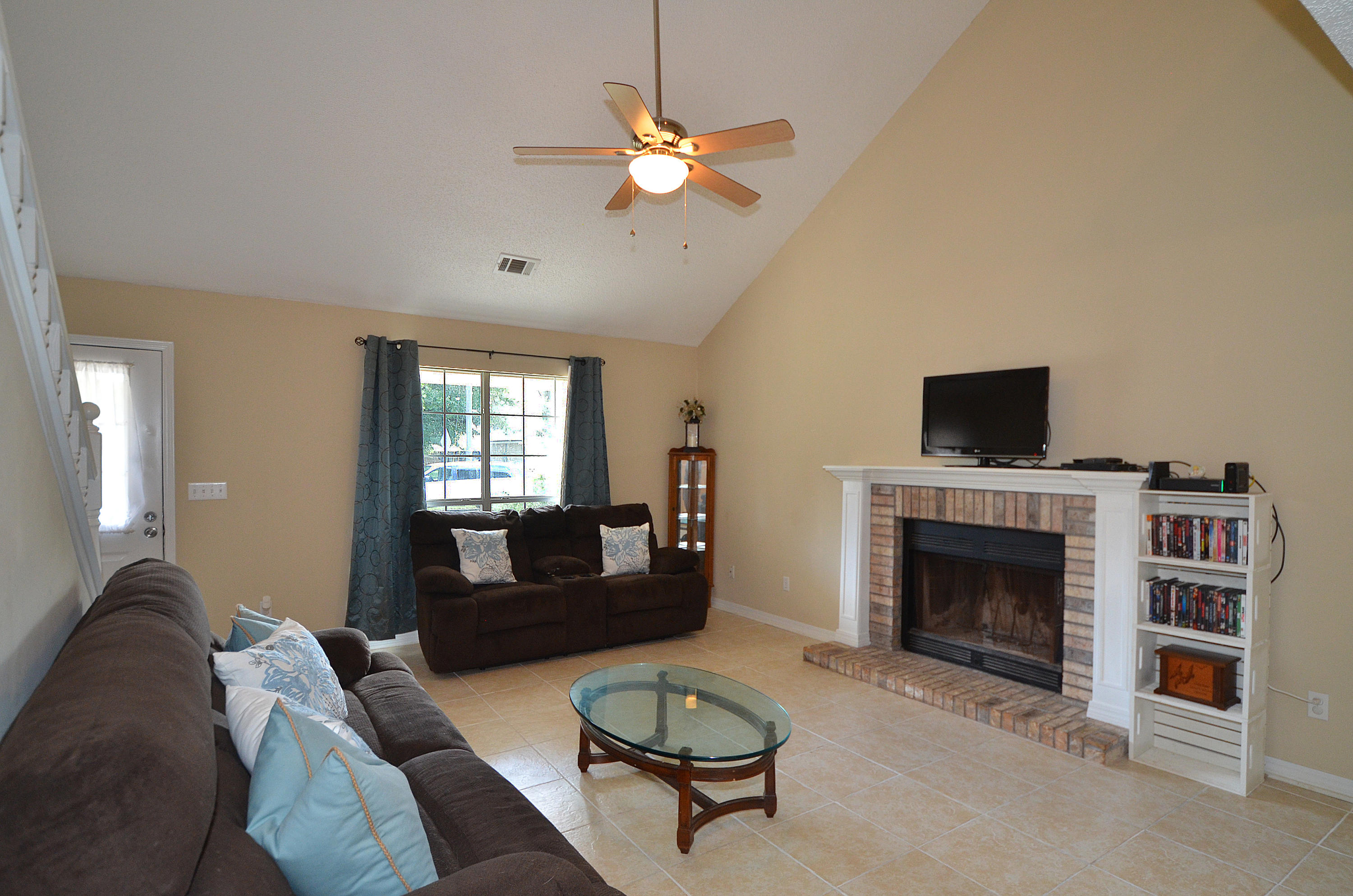 38 Regent Road Crestview, FL 32539 - Photo 8 of 33 Gallery Image 8