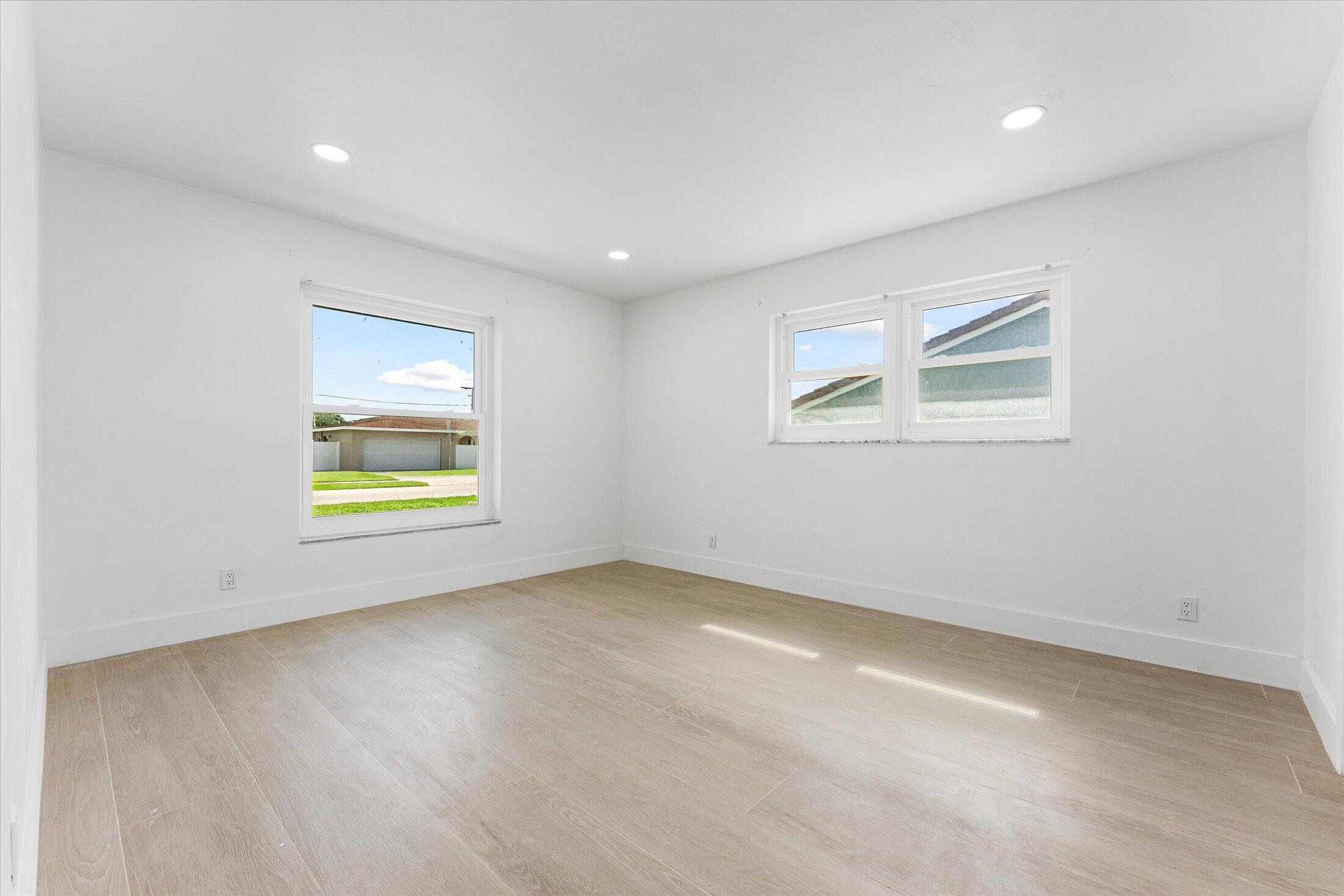 1540 Northwest 10th Street Boca Raton, FL 33486 - Photo 12 of 34 12-1540 NW 10th St, Boca Raton